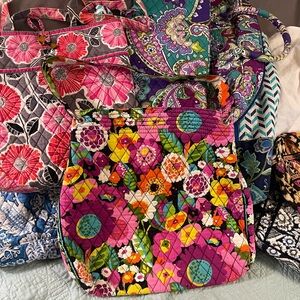 EUC Vera Bradley Vibrant Floral Quilted Women's Bag